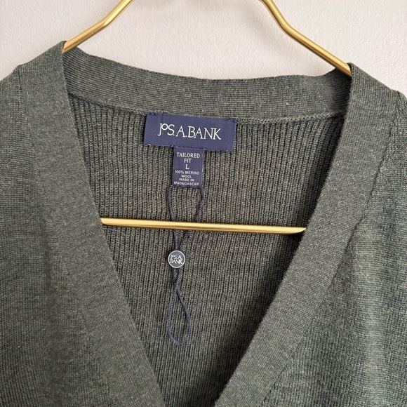 NWOT Jos. A. banks 100% merino wool tailored fit button up sweater vest green - Picture 3 of 5